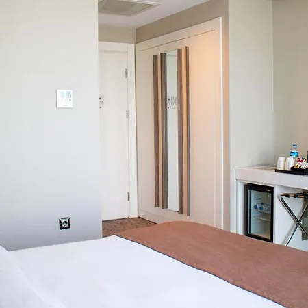 Sam Royal Отель 4*