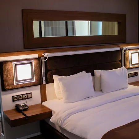 Sam Royal Отель 4*