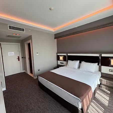 Sam Royal